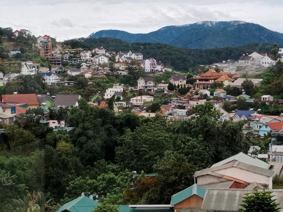 Apartament Nha Nghi Gia Tien Da Lat Zewnętrze zdjęcie